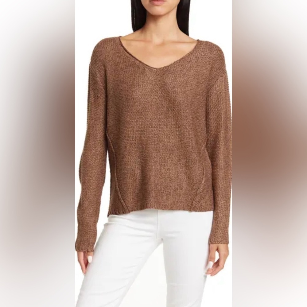 RDI V-Neck Sweater